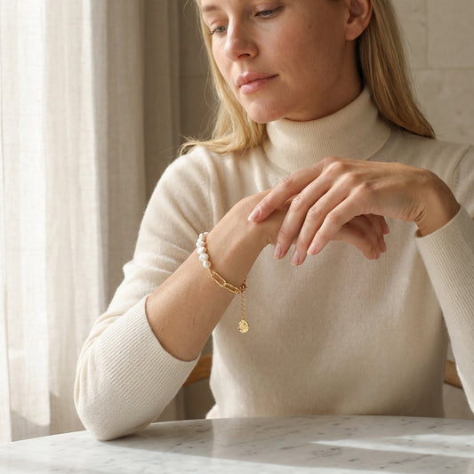 Armband Perlenschnur